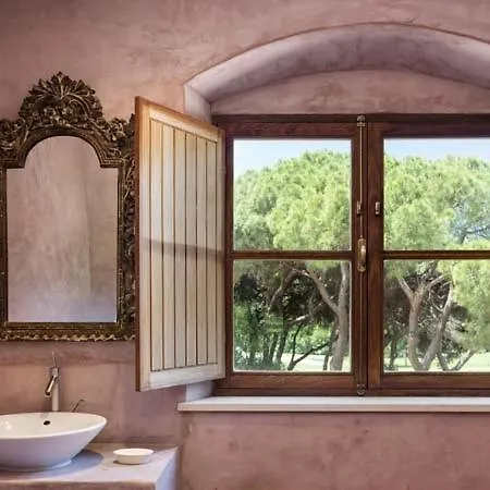 Villa Sleeps 12 With Pool Air Con And Wifi *