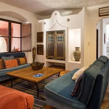 Villa Sleeps 12 With Pool Air Con And Wifi