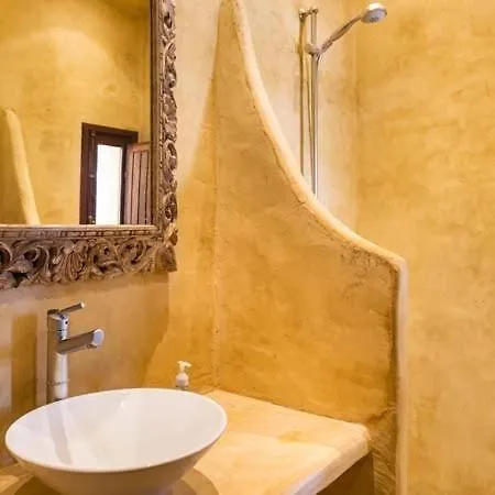 Sleeps 12 With Pool Air Con And Wifi Villa