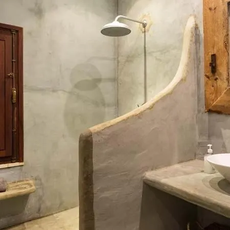 Sleeps 12 With Pool Air Con And Wifi Villa *